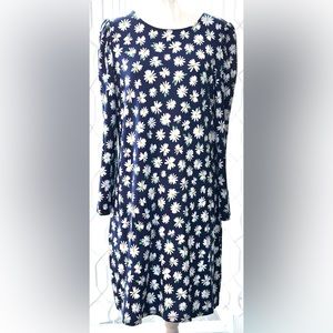 New old navy 62% rayon, 16% polyester, 2% spandex